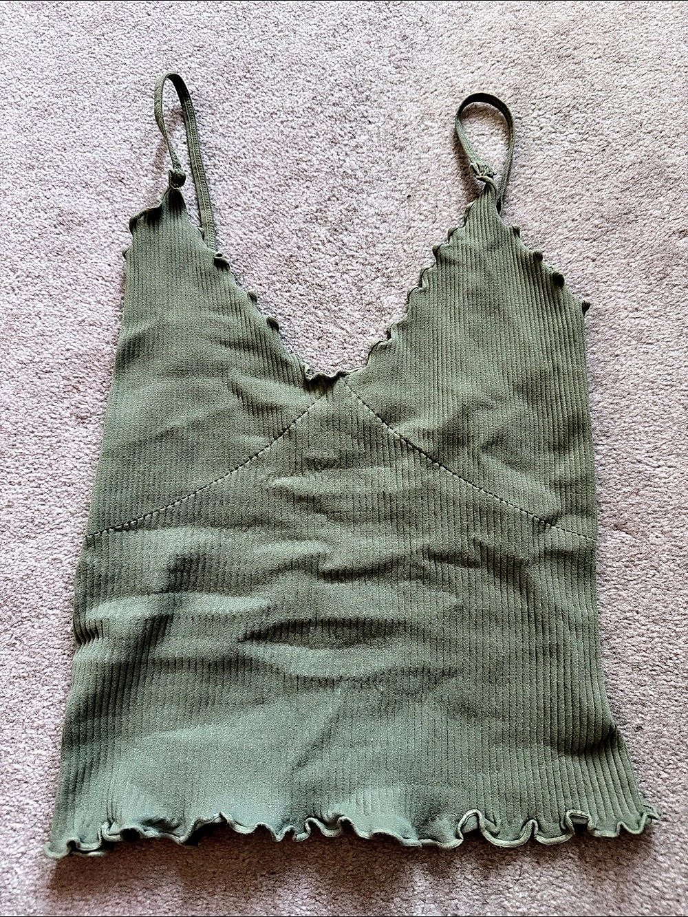 Free People scalloped ribbed camisole Ribbed Scalloped Camisole Size Medium